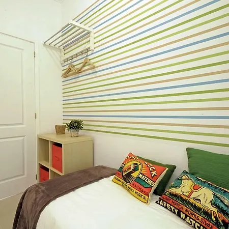 Localtraveling Alameda Center Apartmán *